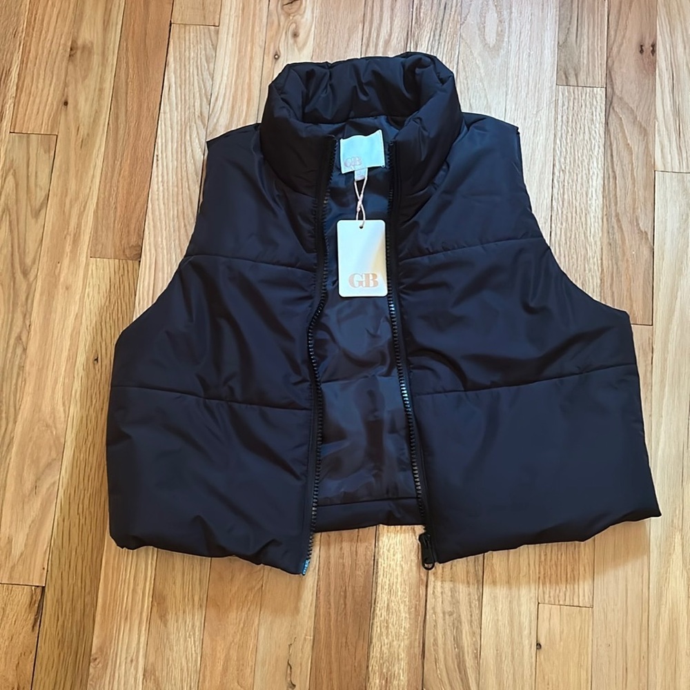 GB Dillards Black Cropped Vest